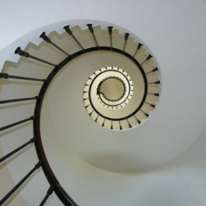 escalier escargot vue du bas